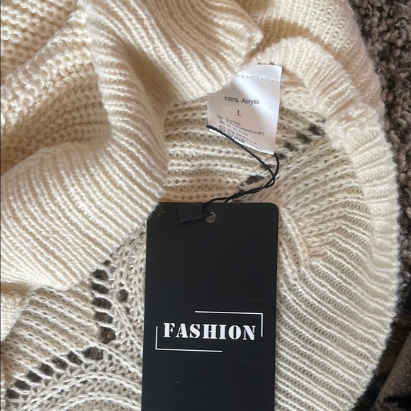 NWT Fashion Cream Lightweight Button- Up Crochet Long Sleeves Cardigan Sweater - Picture 8 of 10